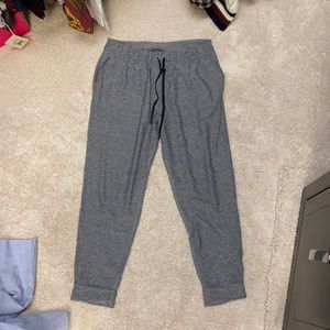 Gently worn lululemon joggers - SO SOFT